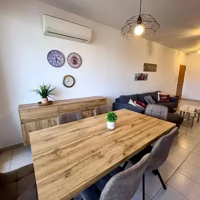 Mackenzie apartment 301