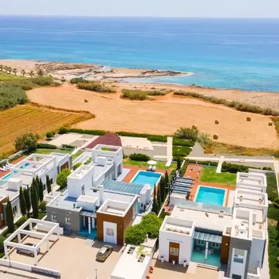 Seafront Villa Layla by Ruidoso Luxury