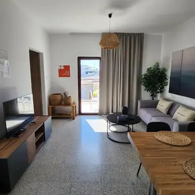 Adamandri Lodge - Prime Location