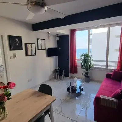 Stylish Beach Apt w/ Sea View + Pool + 200Mbit