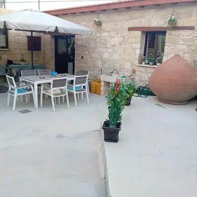 TRADITIONAL HOUSE ARSOS