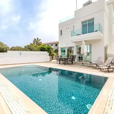 Green Bay Villa #14