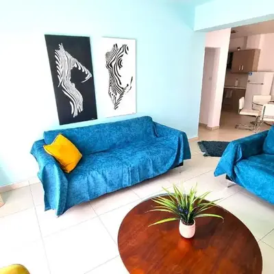 City Center: Your Urban Retreat- 100m to the beach