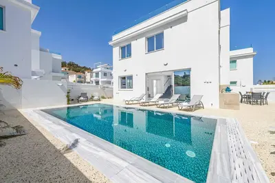 Gallery image of Green Bay Villa 14 in Protaras
