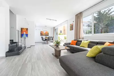 Gallery image of Green Bay Villa 14 in Protaras