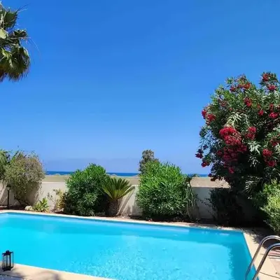 Budget Escape to the seaside