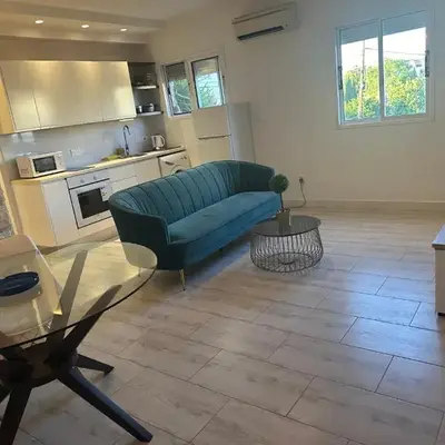 Appartments 750m from beach
