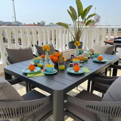 Star Apt in front Nissi whit Sea View