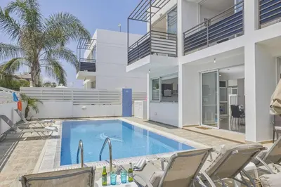 Gallery image of Protaras Pearl PE15 in Paralimni