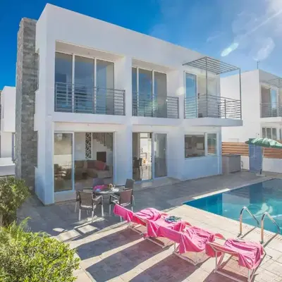 Protaras Pearl PE16