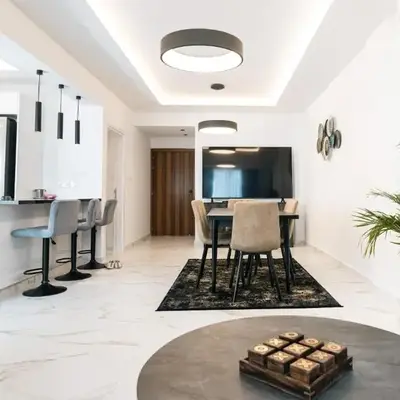 Kozakos Residence