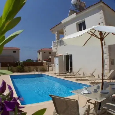 Villa Scarlett