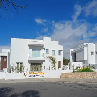 Sun and Moon Luxury Villas Ayia Napa