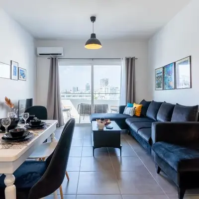Snobby 2-Bedroom Apartment