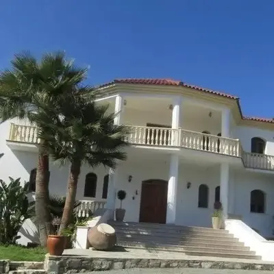 Aέναη
