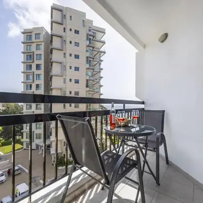 Marathon Beach Apartment - Sea View