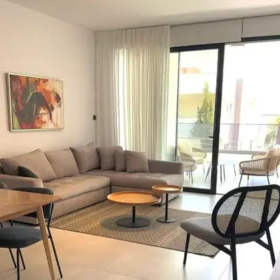 201 Lux Suite Tower206
