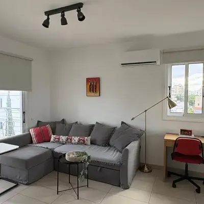 Cozy Central Stay with City Views