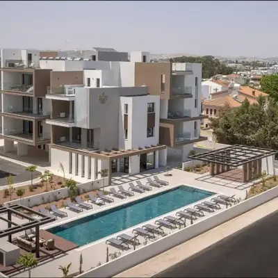 Kalamon Luxury Suite 202 w Pool and Gym