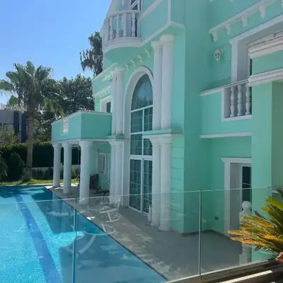 Kingdom Villa with Sauna and Hamam