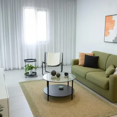 Stylish Modern City Center Stay