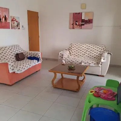 ισόγειο διαμέρισμα με αυλή στην περιοχή Κάππαρη κατάλληλο για οικογενεια