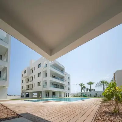 Serene Gardens 2BR w Pool