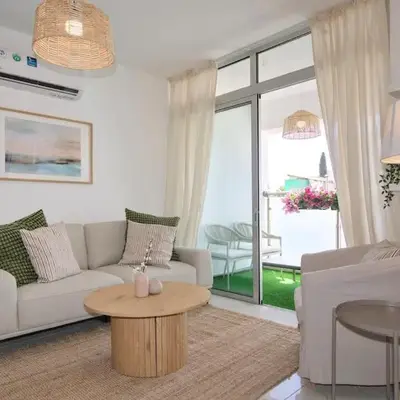Cosy Charming Balcony Suite