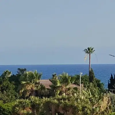 Brand new sea view walking distance to the sea 200m
