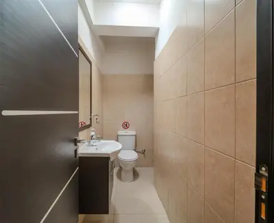 Gallery image of LIORA 2 Bedroom Apartment in Central Limassol with Balcony 5Gbps Fiber WiFi Private Parking and Air Conditioning Just 250m from the Beach in Limassol