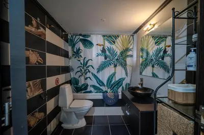 Gallery image of LIORA 2 Bedroom Apartment in Central Limassol with Balcony 5Gbps Fiber WiFi Private Parking and Air Conditioning Just 250m from the Beach in Limassol