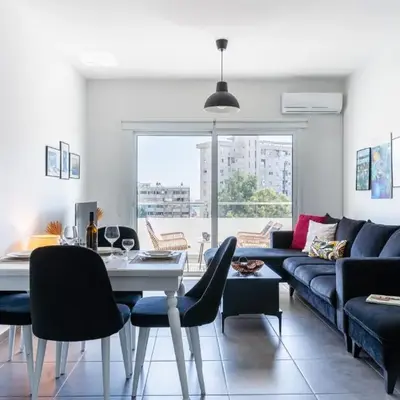 Phoenix 2-Bedroom Apartment