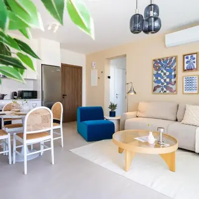 Jas Living - Chic Apts & Balconies in Larnaca