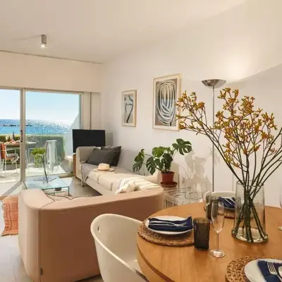 Melon Boutique Seafront Apartment