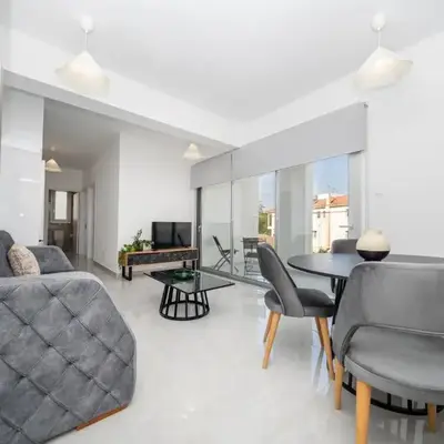 New 2 bedroom flat in Aglantzia