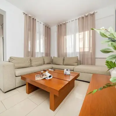 2 bedroom flat
