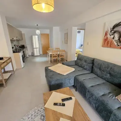 Thea Court 3 - E