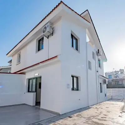 TelMar White House - 100m from the Sea