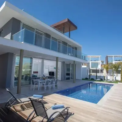 Holiday Home Schöne Villa Olivine Pearl OL5 mit Garten by Interhome