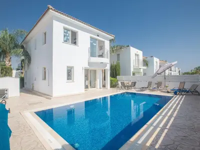 an image of a villa with a swimming pool at Holiday Home Ferienvilla PV17 mit Sonnenterrasse und Pool by Interhome in Protaras