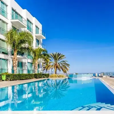 Beachfront Seaview Apartment
