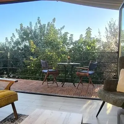 The Zephyr House -2-
