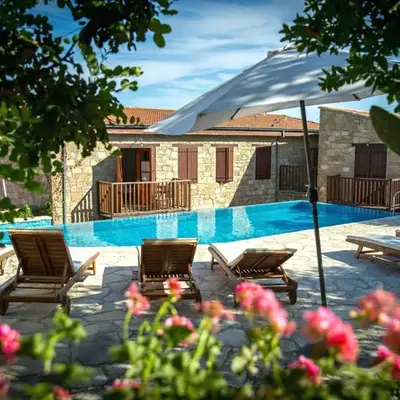 Eveleos Country House