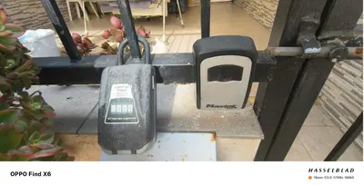 a scale with a meter and a parking meter at Siamese Villa in Paralimni