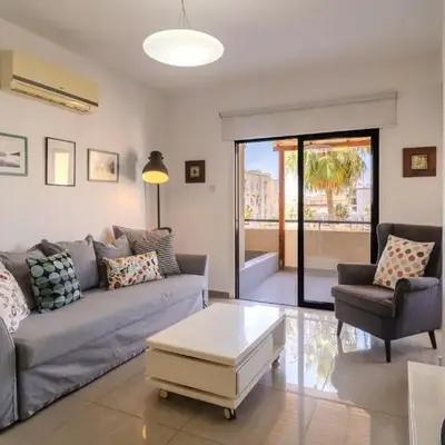 Lazaros Suite Downtown