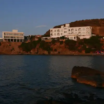 E.J. Pyrgos Bay Hotel
