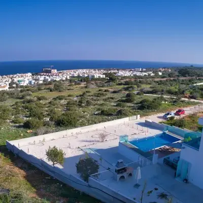 Aetopetra Villa
