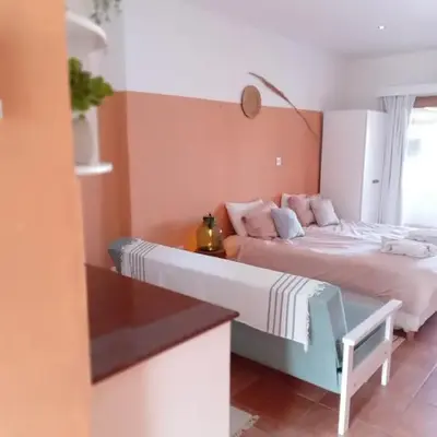 Blue Peter Apartments