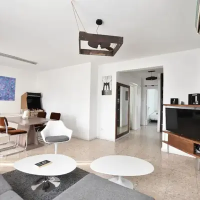 Glabur Stays - The Cozy 2 BDR - Nicosia City