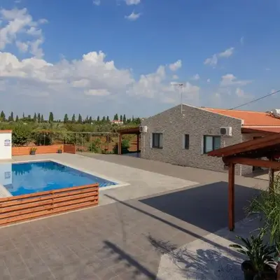 BerryRose Villa